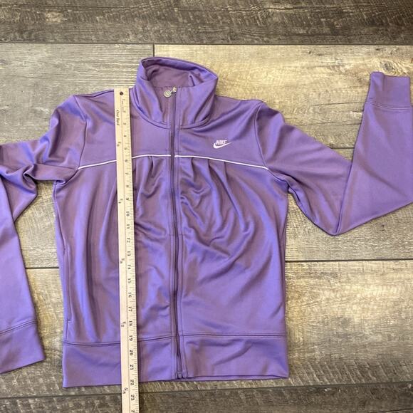 Nike Women's Lightweight Full Zip Track Jacket Light Purple Size M - Picture 8 of 10